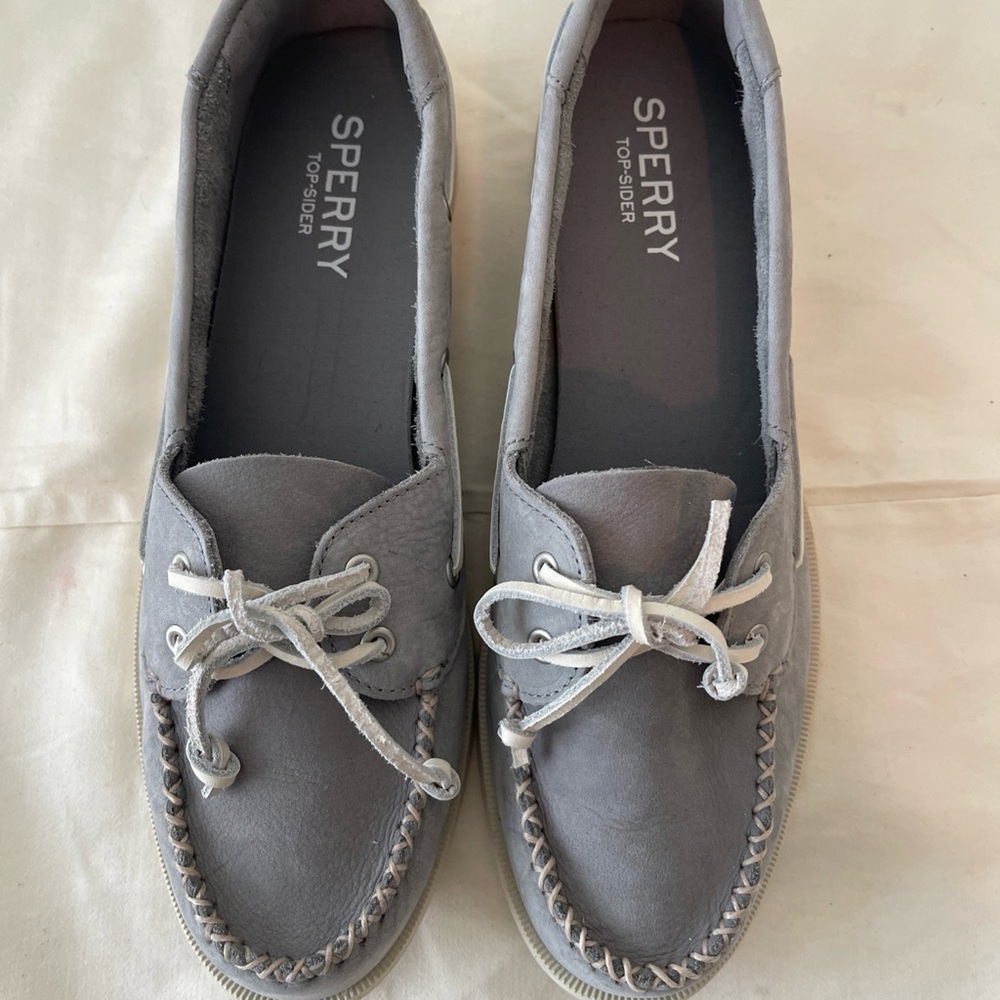 Sperry Topsider Grey Leather Slip On Size 10